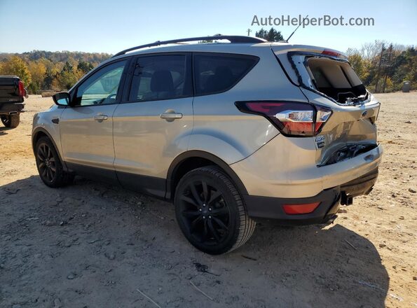 1FMCU9G99HUE04733 2017 FORD ESCAPE Золотой Задняя правая четверть