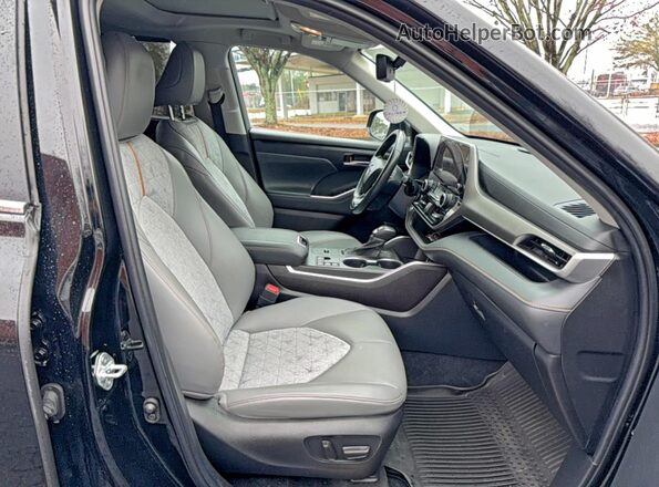 5TDABRCH4PS564102 2023 TOYOTA HIGHLANDER HYBRID Black Widok z tyłu