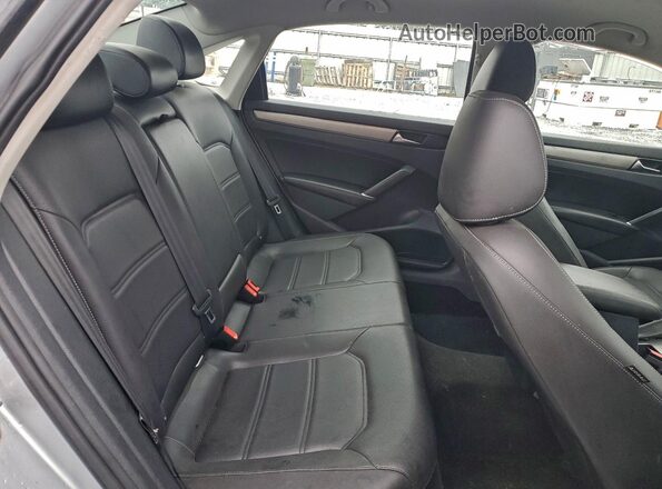 1VWSA7A34LC010201 2020 VOLKSWAGEN PASSAT Серебряный Вид задней части салона