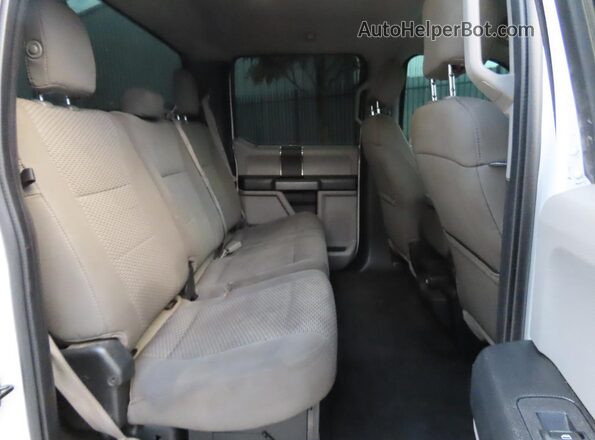 1FT8W3BT3JEB12807 2018 FORD F350 White Widok wnętrza z przodu