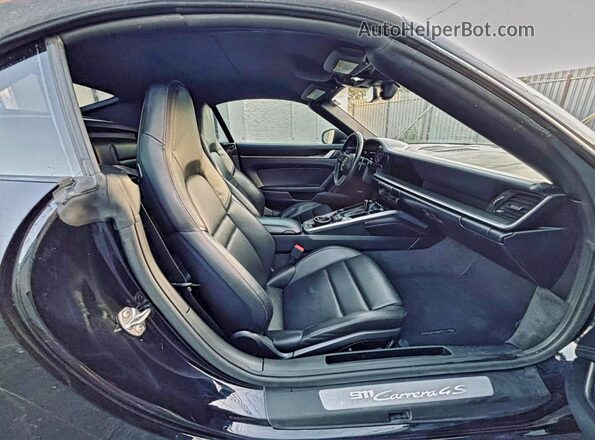 WP0CB2A93LS262748 2020 PORSCHE 911 Black Вид ззаду