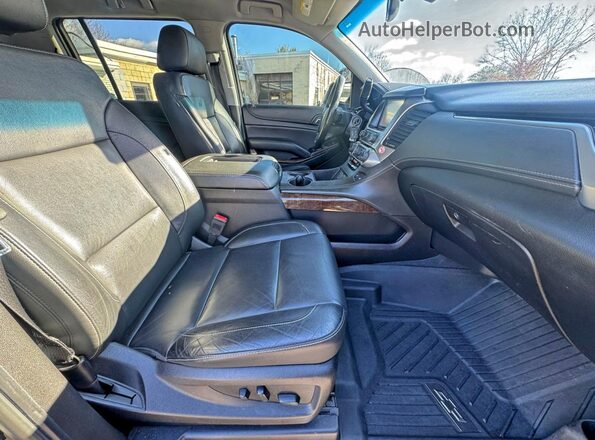 1GNSKHKC3KR143913 2019 CHEVROLET SUBURBAN Черный Вид сзади