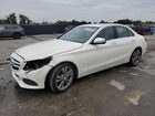 2018 Mercedes-benz C 300 White vin: 55SWF4JB1JU240188