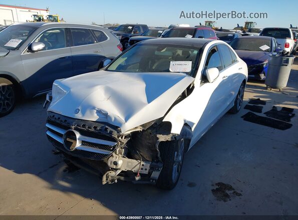 55SWF4JB9GU170576 2016 MERCEDES-BENZ C-CLASS White Front left