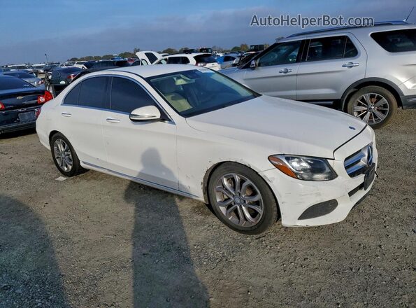 55SWF4JB9HU202122 2017 MERCEDES-BENZ C White Front right