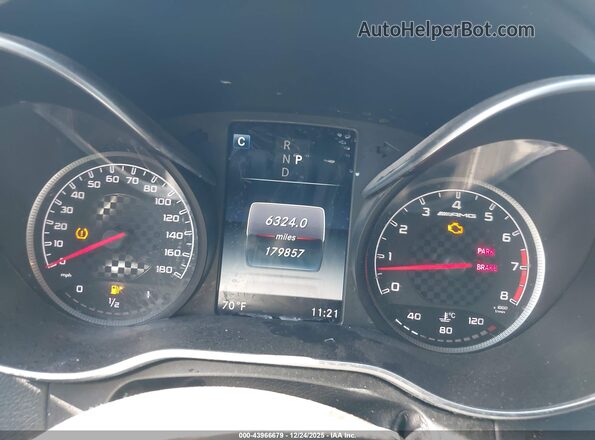 55SWF6EB4HU181878 2017 MERCEDES-BENZ AMG C 43 Black Widok tylnych siedzeń