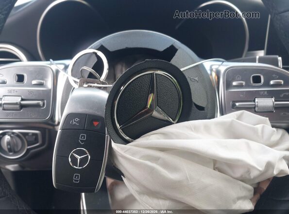 55SWF8DB7KU282904 2019 MERCEDES-BENZ C-CLASS Silver Առջևի վահանակի տեսք