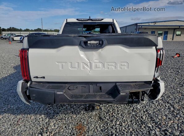 5TFKB5DA3SX325268 2025 TOYOTA LE Белый Вид салона спереди