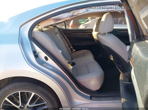 58ABK1GG7HU071149 2017 LEXUS ES 350 Silver Vista de la etiqueta del VIN