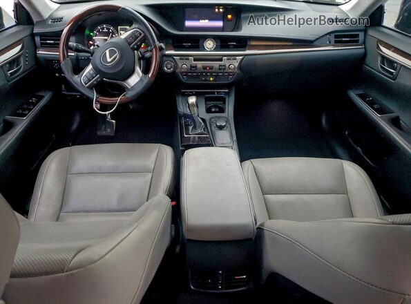 58ABK1GGXHU069783 2017 LEXUS ES Синий Вид панели приборов