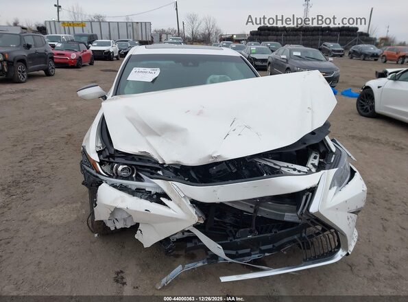 58AD21B12LU012191 2020 LEXUS ES 300H Белый Вид панели приборов