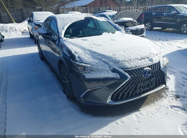 58ADA1C15NU024694 2022 LEXUS ES 300H Серый Передняя правая четверть
