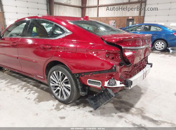 58ADA1C17MU011573 2021 LEXUS ES 300H Красный 
