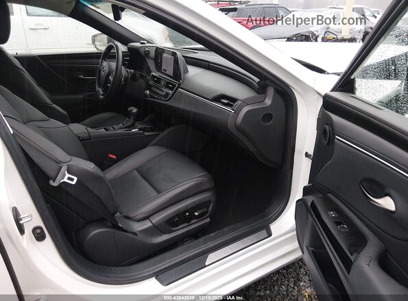 58ADA1C17PU031262 2023 LEXUS ES 300H Белый 