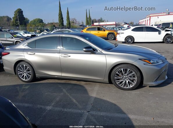 58ADZ1B17MU106516 2021 LEXUS ES 350 Champagne Вид задней части салона