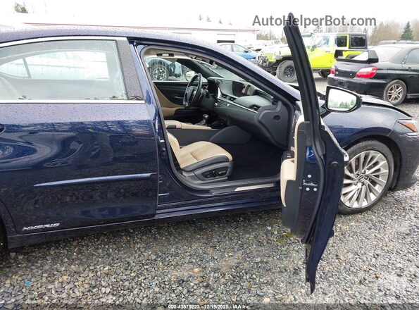 58AEA1C17MU010699 2021 LEXUS ES 300H Blue Widok wnętrza z przodu