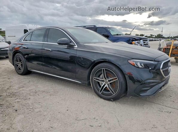 W1KLF4HB9SA093614 2025 MERCEDES-BENZ E Черный Передняя правая четверть