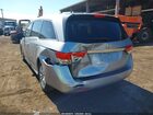 2017 Honda Odyssey Se Серебряный vin: 5FNRL5H36HB017831