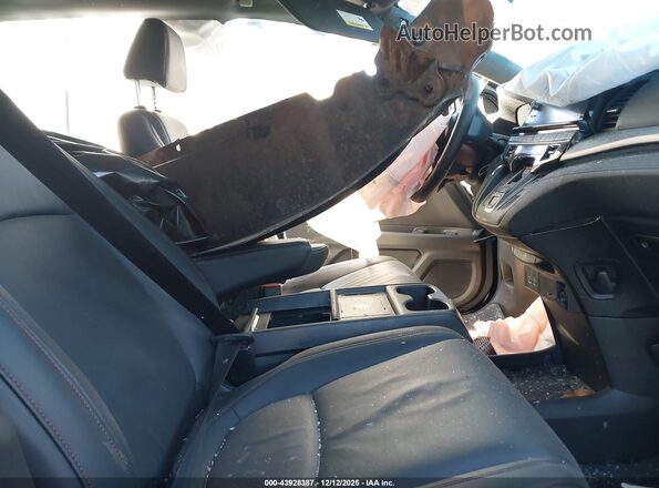 5FNRL6H70SB057693 2025 HONDA ODYSSEY Черный Вид салона спереди