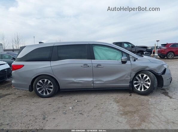 5FNRL6H76NB049408 2022 HONDA ODYSSEY Silver Vista interior trasera