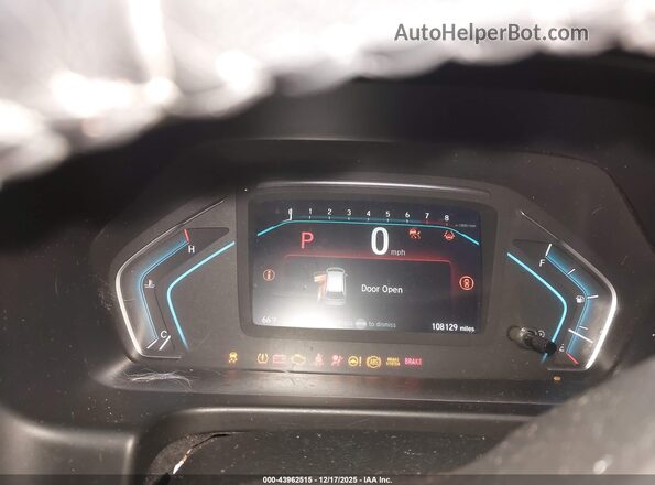 5FNRL6H77NB006115 2022 HONDA ODYSSEY Серебряный Вид задних сидений