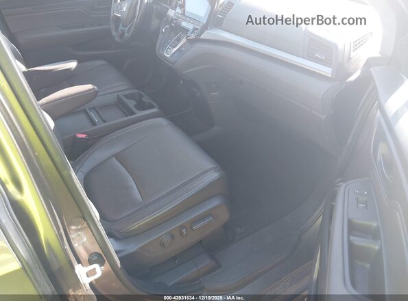 5FNRL6H78NB035493 2022 HONDA ODYSSEY Серый Вид салона спереди