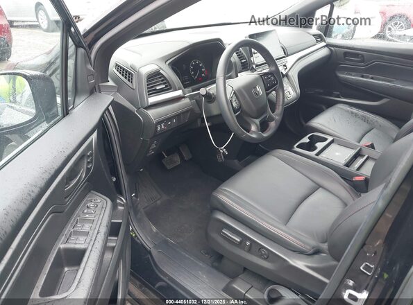 5FNRL6H78SB036798 2025 HONDA ODYSSEY Черный Вид салона спереди