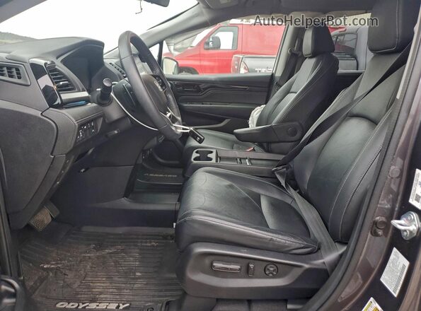5FNRL6H83PB005863 2023 HONDA ODYSSEY Gray Vista interior delantera