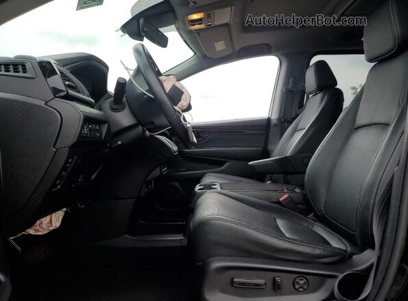 5FNRL6H84NB010602 2022 HONDA ODYSSEY Черный Вид салона спереди