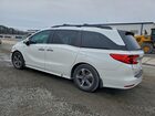 2020 Honda Odyssey Touring White vin: 5FNRL6H87LB032963