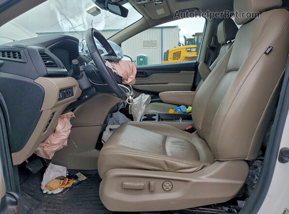 5FNRL6H87LB032963 2020 HONDA ODYSSEY White Front interior view