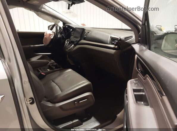 5FNRL6H90JB048332 2018 HONDA ODYSSEY Silver Vista interior delantera