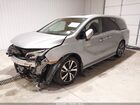 2018 Honda Odyssey Elite Silver vin: 5FNRL6H90JB048332