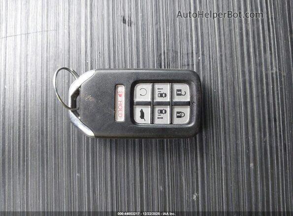 5FNRL6H93JB050043 2018 HONDA ODYSSEY Белый Вид панели приборов