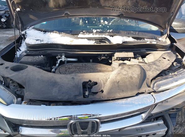 5FNYF6H9XKB018470 2019 HONDA PILOT Серый Вид сзади
