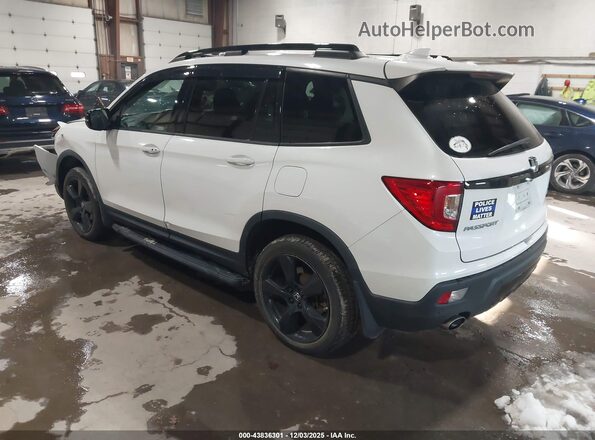 5FNYF8H01MB004702 2021 HONDA PASSPORT Белый Задняя левая четверть