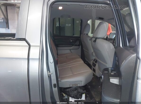 5FPYK3F68JB004785 2018 HONDA RIDGELINE Серебряный Вид наклейки с VIN-кодом
