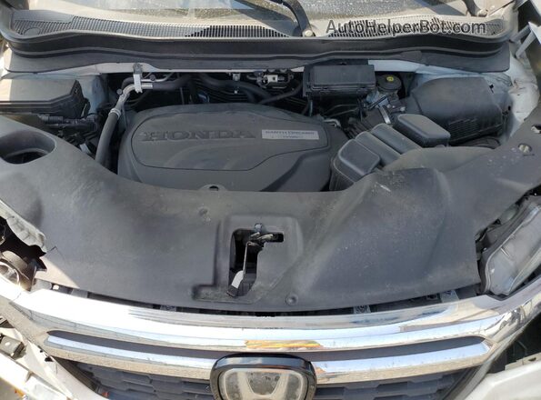 5FPYK3F72KB025268 2019 HONDA RIDGELINE White Widok wnętrza z tyłu