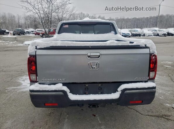 5FPYK3F75JB002534 2018 HONDA RIDGELINE Silver Vista trasera