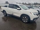 2019 Honda Ridgeline Rtl White vin: 5FPYK3F75KB005547