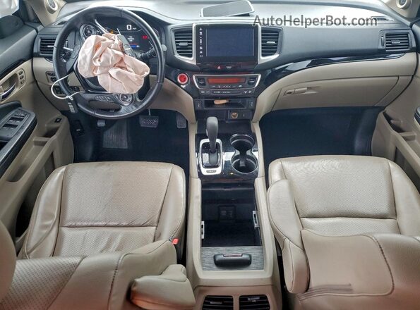 5FPYK3F78JB004990 2018 HONDA RIDGELINE White Widok deski rozdzielczej