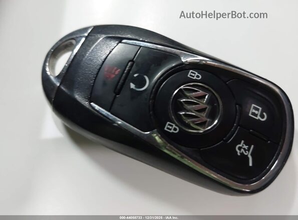5GAEVCKWXKJ242206 2019 BUICK ENCLAVE Синий Вид панели приборов