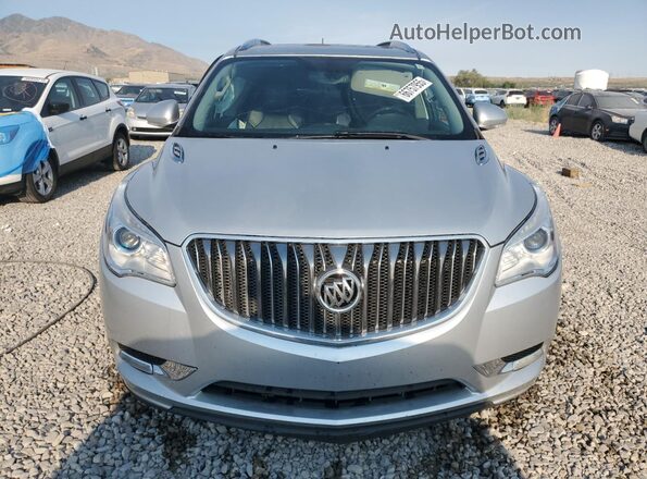5GAKVBKD4GJ182863 2016 BUICK ENCLAVE Silver Widok z przodu
