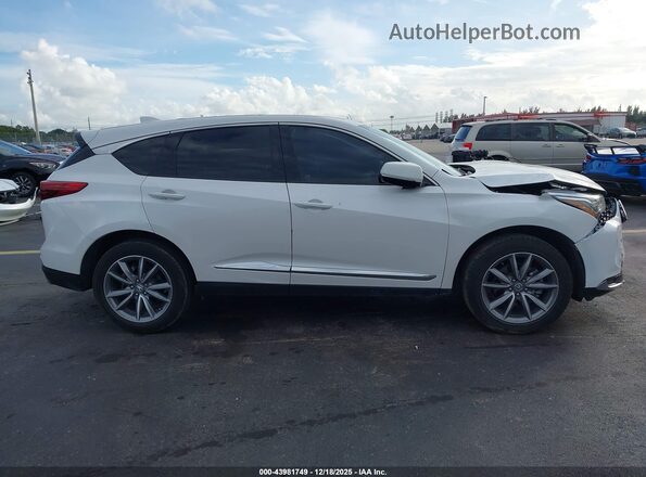 5J8TC1H5XPL008384 2023 ACURA RDX Белый Вид задней части салона