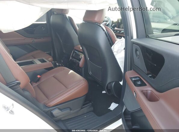 5LM5J7WC0SGL22900 2025 LINCOLN AVIATOR Белый Вид наклейки с VIN-кодом