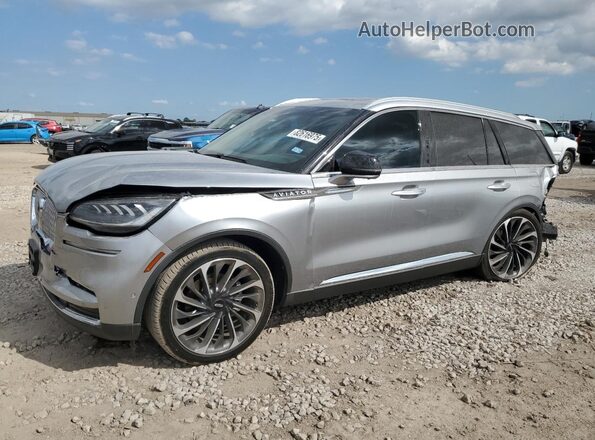 5LM5J7WC5RGL02846 2024 LINCOLN AVIATOR Серебряный Передняя левая четверть