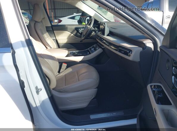 5LM5J7WC9NGL16680 2022 LINCOLN AVIATOR White Vista interior delantera