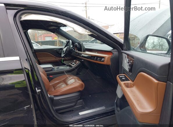 5LM5J7XC3MGL10953 2021 LINCOLN AVIATOR Черный Вид салона спереди
