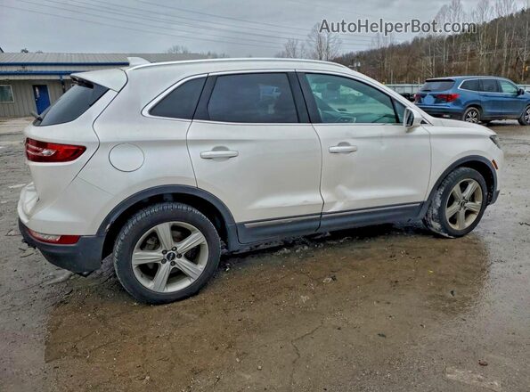 5LMCJ1D90GUJ21034 2016 LINCOLN MKC Белый Задняя правая четверть