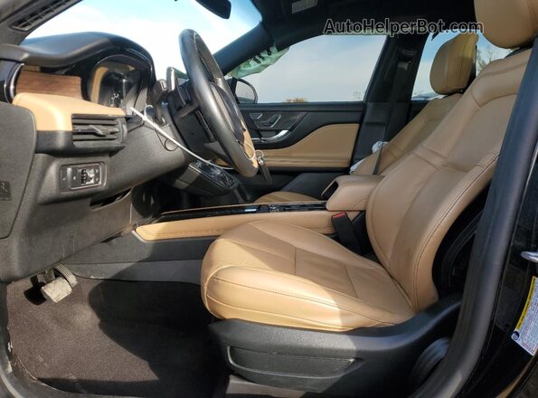 5LMCJ2DH8LUL22641 2020 LINCOLN CORSAIR Black Front interior view